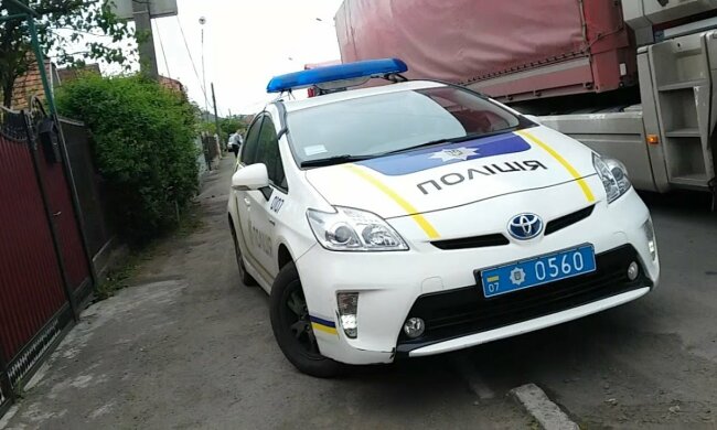 Краще б у McDonald’s влаштувався: під Дніпром схопили юного наркоторговця, бізнес йшов "на ура"