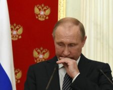 Комплекс роста: очередной курьез Путина рассмешил сеть
