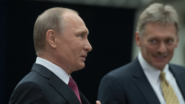 Путін та Пєсков, фото з вільних джерел