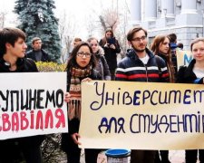 Знания не товар? "Лучший вуз Украины" попал в грязный скандал