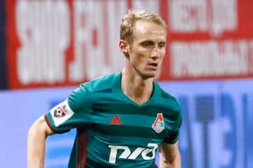 Відомий футболіст захомутав гарячу учасницю шоу "Холостяк" - "Брате, не пощастило вам"