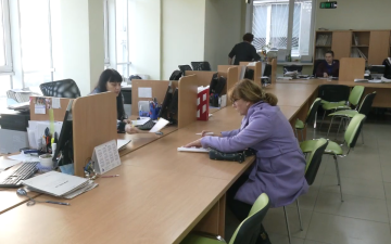 Допомога ВПО. Фото: скрін youtube