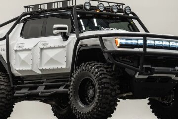 GMC Hummer EV, фото: Apocalypse Strikeforce