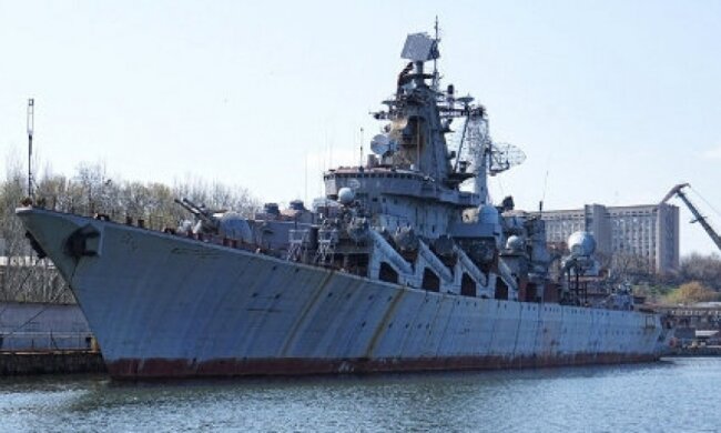 ВМС вирішили продати ракетний крейсер «Україна»