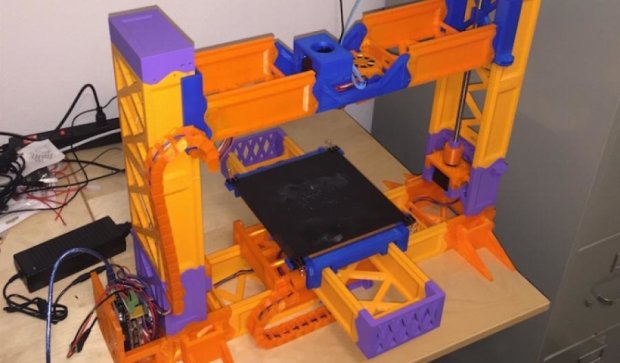 На 3D-принтері створили 3D-принтер (відео)