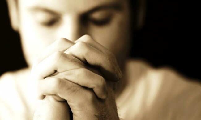 Активне сексуальне життя змушує чоловіків молитися