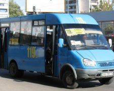 Неадекватний водій познущався над зляканою дівчинкою