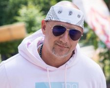 Борода, ряса та хрест: Потап здивував шанувальників новим іміджем