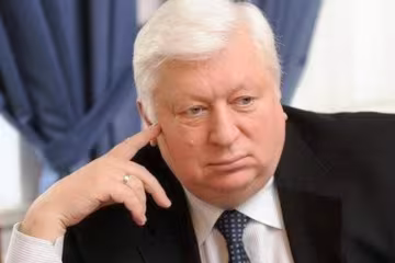 Крім Януковича Інтерпол не хоче розшукувати і Пшонку 