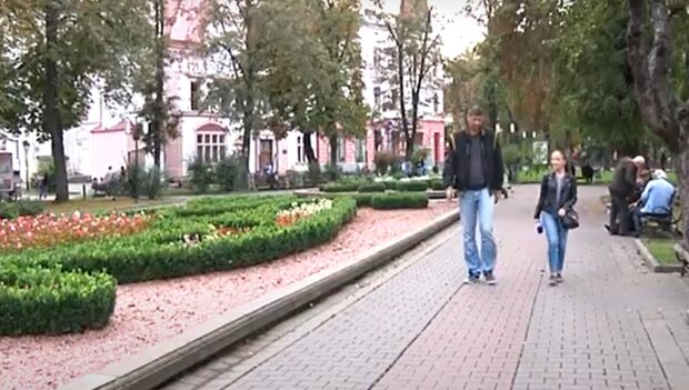 Прикарпатський "Гулівер" став найвищим українцем - більше двох метрів краси