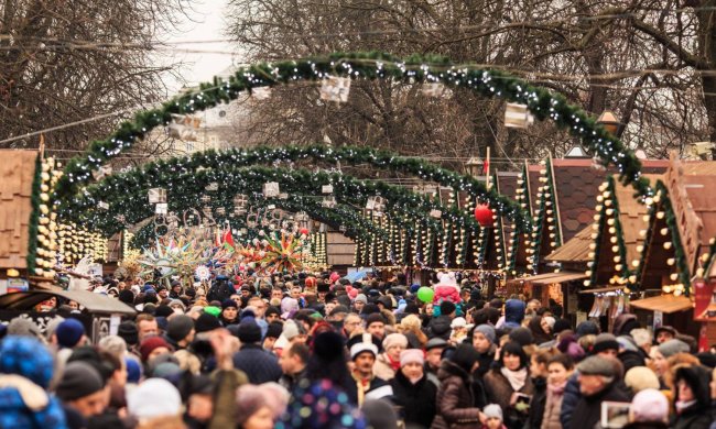 Українцям подарують святкові вихідні у грудні: стало відомо, скільки і коли