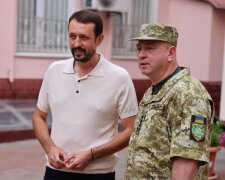 Валерий Дубиль, Вита Присяжнюк и БФ молодежной инициативы Надежда передали помощь Государственной пограничной службе