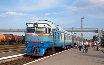 Точно не в ЕС: пассажирский поезд загорелся на ходу