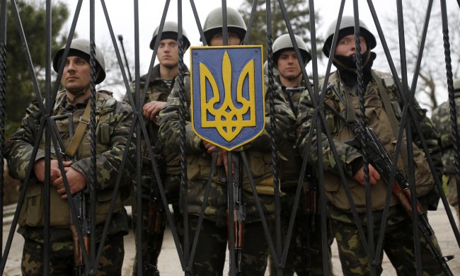 Стало відомо, скільки силовиків зрадили Україну при захопленні Криму: шокуючі цифри