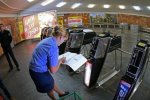 Молодці! У київському метро "розвели" дитину