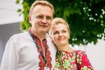 Садовий з дружиною, фото з відкритих джерел