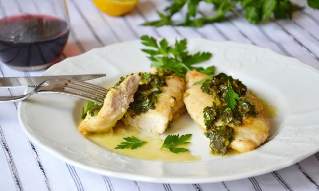 Простий рецепт курячого філе з лимоном