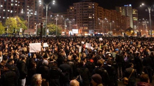Столицу Румынии охватили массовые акции протеста
