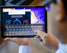 Galaxy Book 2: планшет-трансформер от Samsung