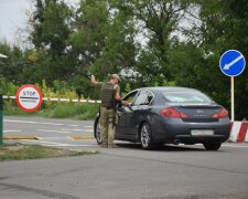 Через границу с Беларусью ограничили пропуск людей: что происходит