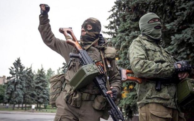Хуже паранойи: донецкие боевики линчевали своего головореза
