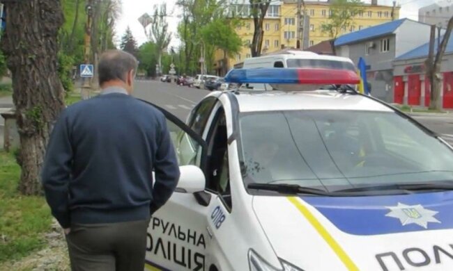 В Запорожье орудуют ушлые аферисты, пенсионеры как под гипнозом - покажите счетчик
