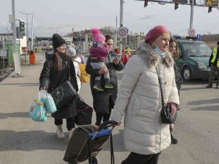 Біженці з України. Фото з відкритих джерел