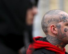 Неонацист собирался порубить депутата мачете. Серьезно 