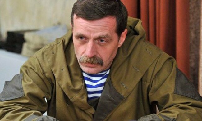 Боевик "Бес" вернулся в Горловку и собирает террористов