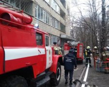 Крупнейший пожар в Киеве попал в объектив камеры