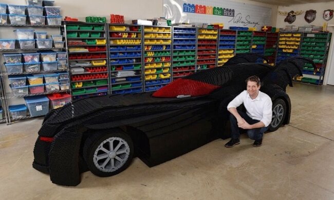 Американец построил Бэтмобиль из Lego (фото)