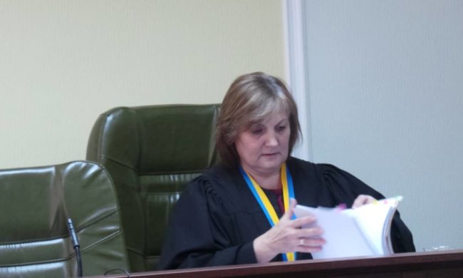 Скандальна маріонетка Порошенка суддя Галина Матійчук: саботаж, посадові злочини, шпигунство