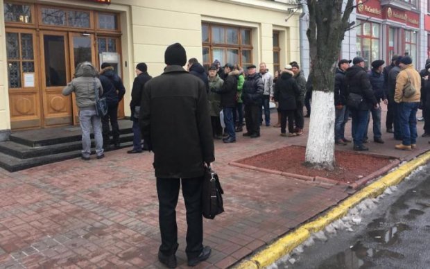 Дочекалися: банки позбавлять українців "зайвих" питань