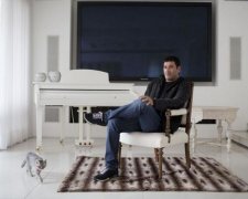 З України екстрадували легендарного "короля шахраїв"