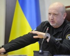 Турчинов прокомментировал "истерическое и лживое" заявление ФСБ