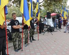 Одеського автомайданівця судять за спалену шину (фото)