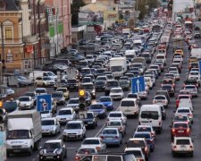 Ремонт киевского моста на месяц отправит водителей в ад
