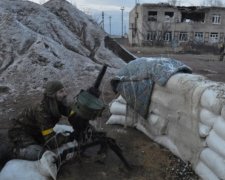 Бойовики тіснять наших бійців з промзони у Авдіївці