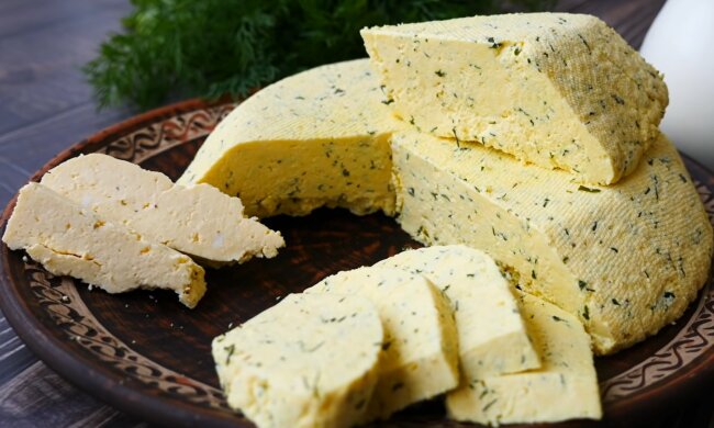 Домашний сыр, скриншот: YouTube