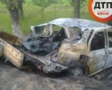 В Виннице четыре человека сгорели в автомобиле заживо