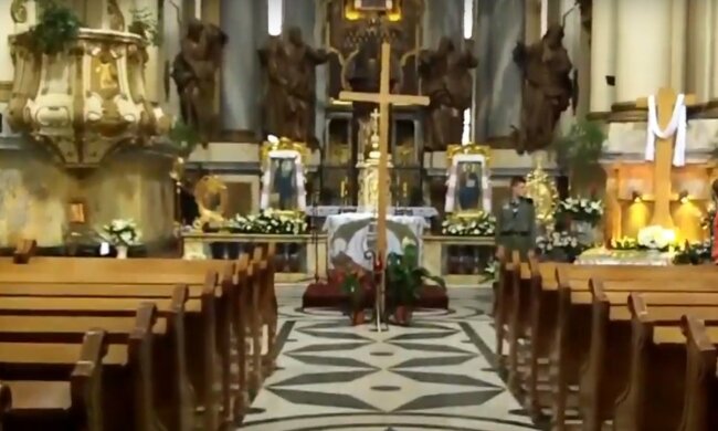 церковь, скриншот из видео