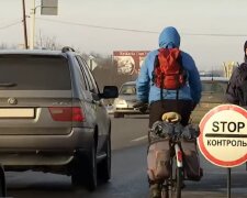 Блокпост, кадр из репортажа ТСН: YouTube