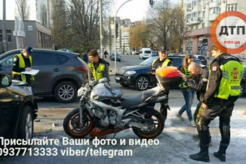 ДТП з відомим байкером у Києві: адвокат винуватця заважав копам