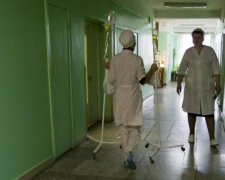 Плакав і просив хліба: багатодітна українська родина заморила малюка голодом