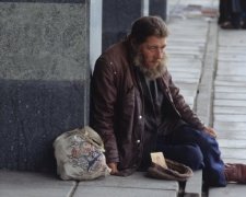 Бідним росіянам радять дочекатись продуктових карток