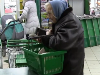 Пенсионерка. Фото: скрин youtube