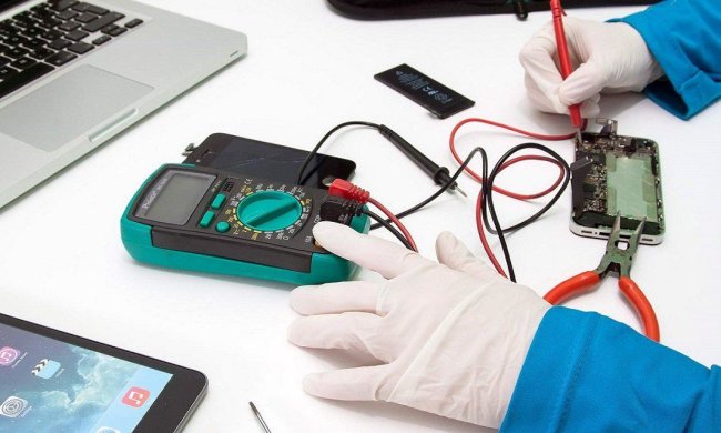 Apple начала втюхивать новые iPhone нечестным способом