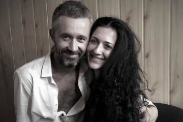 Еротика від Бабкіна: музикант оригінально відзначив річницю шлюбу