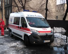 Зверское убийство в Киеве: в затопленном подвале нашли окровавленный труп, фото 18+