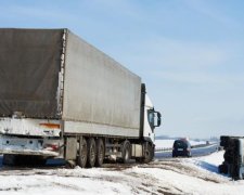 Хватаются за голову: под Ровно застряли тонны отборных котлет